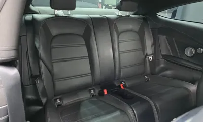 Mercedes-Benz C-Class 2018, 134052 км, за 28219.77 USD - фото 12