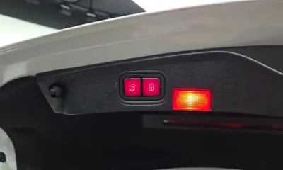 Mercedes-Benz C-Class 2018, 134052 км, за 28219.77 USD - фото 20