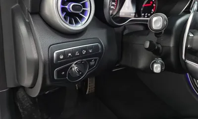 Mercedes-Benz C-Class 2018, 134052 км, за 28219.77 USD - фото 27