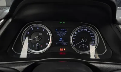 Hyundai Sonata 2020, 52721 км, за 13609.42 USD - фото 8