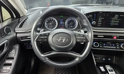 Hyundai Sonata 2020, 52721 км, за 13609.42 USD - фото 13
