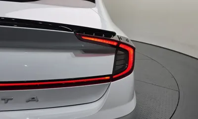 Hyundai Sonata 2020, 52721 км, за 13609.42 USD - фото 23
