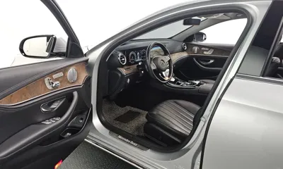 Mercedes-Benz E-Class 2018, 63848 км, за 13976.46 USD - фото 10