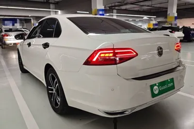 Volkswagen Lamando 2019, 43400 км, за 11432 USD
