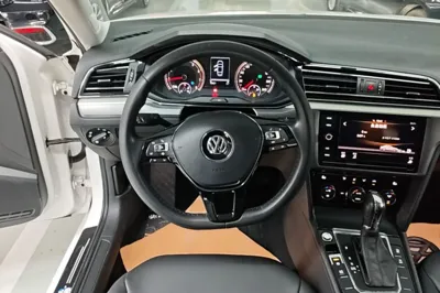 Volkswagen Lamando 2019, 43400 км, за 11432 USD - фото 13