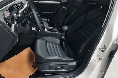 Volkswagen Lamando 2019, 43400 км, за 11432 USD - фото 17