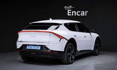 Kia EV6 2023, 91832 км, за 20812.68 USD