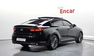 Kia K7 2018, 138954 км, за 7794.32 USD