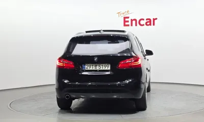 BMW 2-Series 2018, 98591 км, за 7426.71 USD