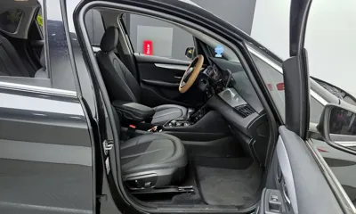 BMW 2-Series 2018, 98591 км, за 7426.71 USD - фото 11