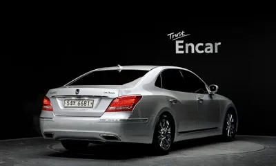 Hyundai Equus 2010, 198344 км, за 2119.2 USD