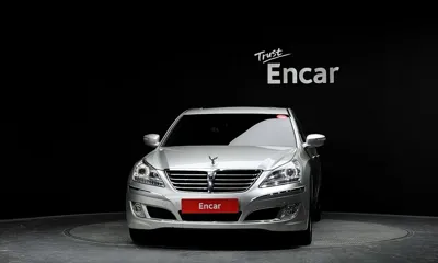 Hyundai Equus 2010, 198344 км, за 2119.2 USD