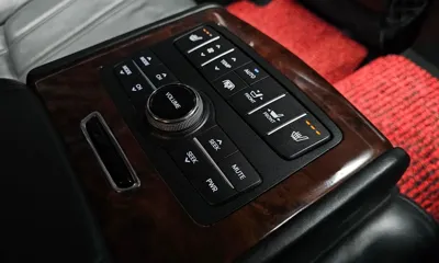 Hyundai Equus 2010, 198344 км, за 2119.2 USD - фото 20