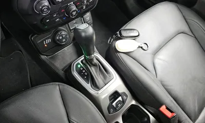 Jeep Renegade 2019, 32576 км, за 11788.07 USD - фото 9
