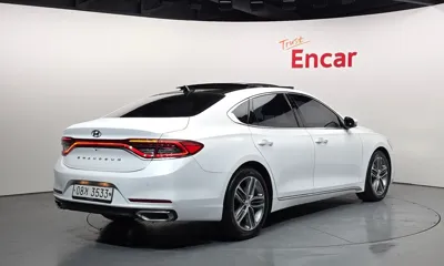 Hyundai Grandeur 2018, 134344 км, за 9780.75 USD