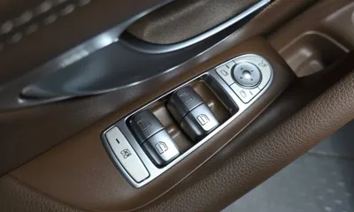 Mercedes-Benz E-Class 2019, 67538 км, за 17545.34 USD - фото 27