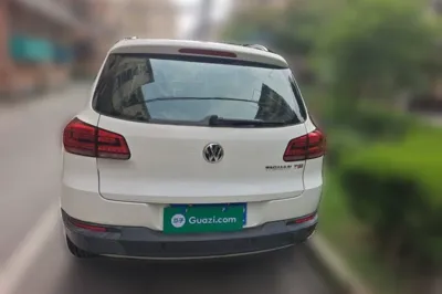 Volkswagen Tiguan 2015, 69500 км, за 7197 USD