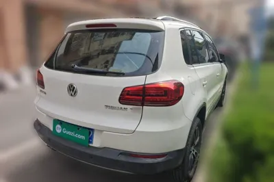 Volkswagen Tiguan 2015, 69500 км, за 7197 USD