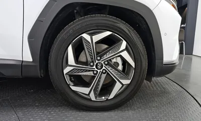 Hyundai Tucson 2023, 59895 км, за 18701.89 USD - фото 22