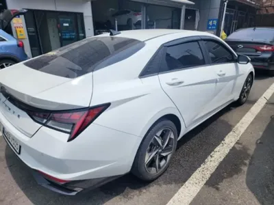 Hyundai Avante 2022, 34510 км, за 13653.67 USD
