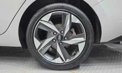 Hyundai Avante 2021, 59695 км, за 11641.76 USD