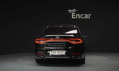 Hyundai Grandeur 2018, 96829 км, за 8730.47 USD