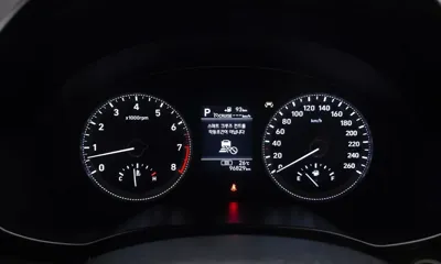 Hyundai Grandeur 2018, 96829 км, за 8730.47 USD - фото 8