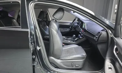 Hyundai Grandeur 2018, 96829 км, за 8730.47 USD - фото 11