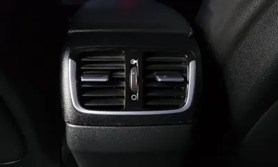 Hyundai Grandeur 2018, 96829 км, за 8730.47 USD - фото 28