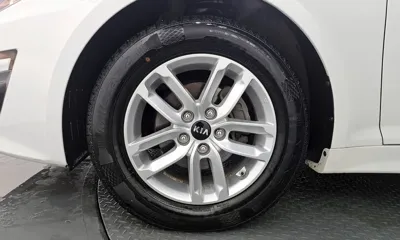 Kia K5 2015, 139022 км, за 3435.74 USD
