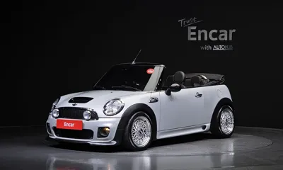 MINI Cooper Convertible · 2013 год