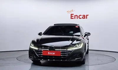 Volkswagen Arteon 2023, 28743 км, за 21080.13 USD