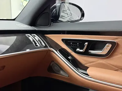 Mercedes-Benz S-Class 2025, 5000 км, за 173481.04 USD - фото 25