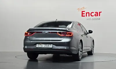 Renault-KoreaSamsung SM6 2017, 77303 км, за 5074.17 USD