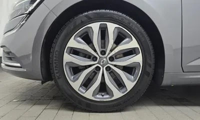 Renault-KoreaSamsung SM6 2017, 77303 км, за 5074.17 USD