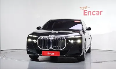 BMW 7-Series 2024, 40728 км, за 74110.54 USD