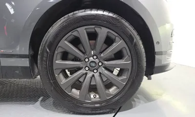Land Rover Range Rover Velar 2019, 99923 км, за 19627.15 USD