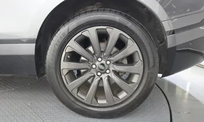 Land Rover Range Rover Velar 2019, 99923 км, за 19450.97 USD - фото 21