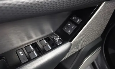 Land Rover Range Rover Velar 2019, 99923 км, за 19450.97 USD - фото 31