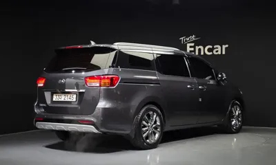 Kia Canival 2016, 87758 км, за 9849.29 USD