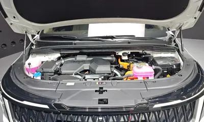 Kia Canival 2026, 8479 км, за 45809.13 USD - фото 6