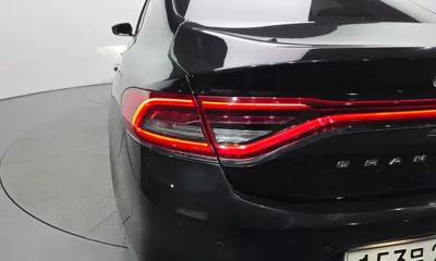 Hyundai Grandeur 2018, 165193 км, за 6229.49 USD - фото 23