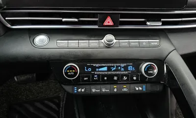 Hyundai Avante 2021, 27717 км, за 13662.63 USD - фото 18