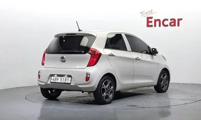 Kia Morning 2012, 101829 км, за 2829.82 USD