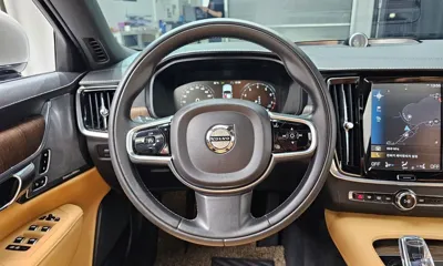Volvo S90 2021, 58590 км, за 20166.55 USD - фото 13