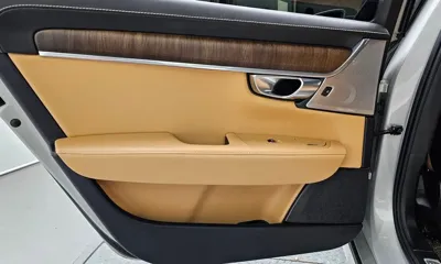 Volvo S90 2021, 58590 км, за 20166.55 USD - фото 25