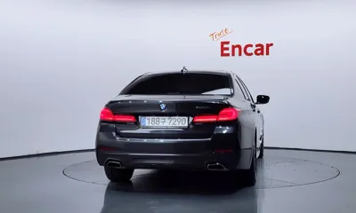 BMW 5-Series 2023, 47555 км, за 24395.03 USD