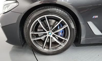 BMW 5-Series 2023, 47555 км, за 24395.03 USD