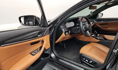 BMW 5-Series 2023, 47555 км, за 24395.03 USD - фото 10