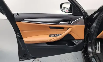 BMW 5-Series 2023, 47555 км, за 24395.03 USD - фото 24